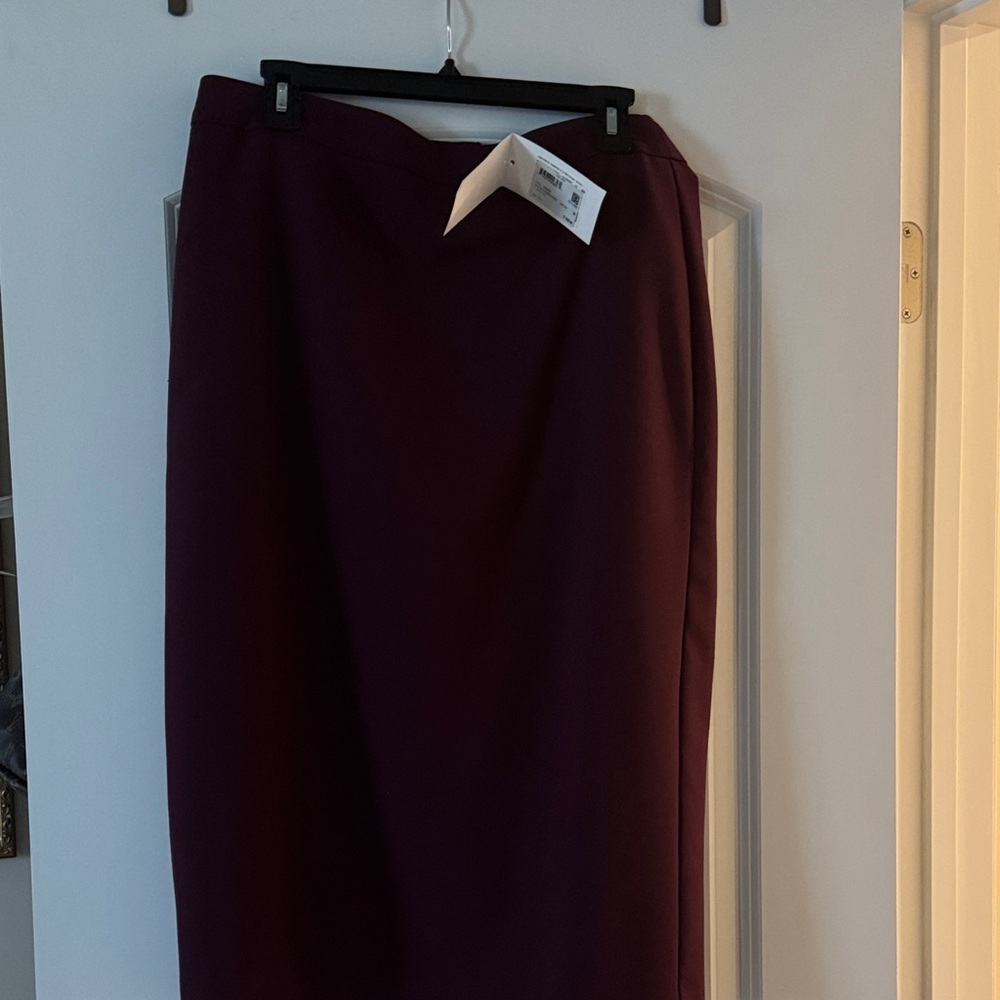 Boss Plum Straight Midi Skirt